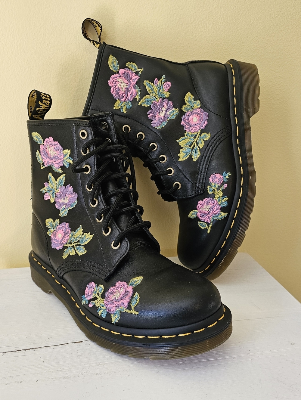 Dr Martens 1460 Vonda Floral Embroidered Boots Black Leather Womens Size 8 EU 39